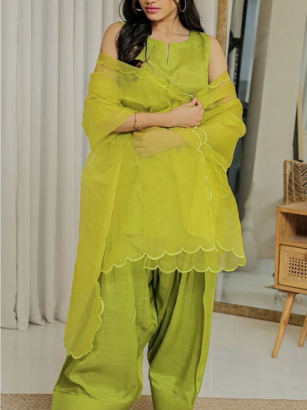 Farshi Shalwar kameez suit with organza dupatta